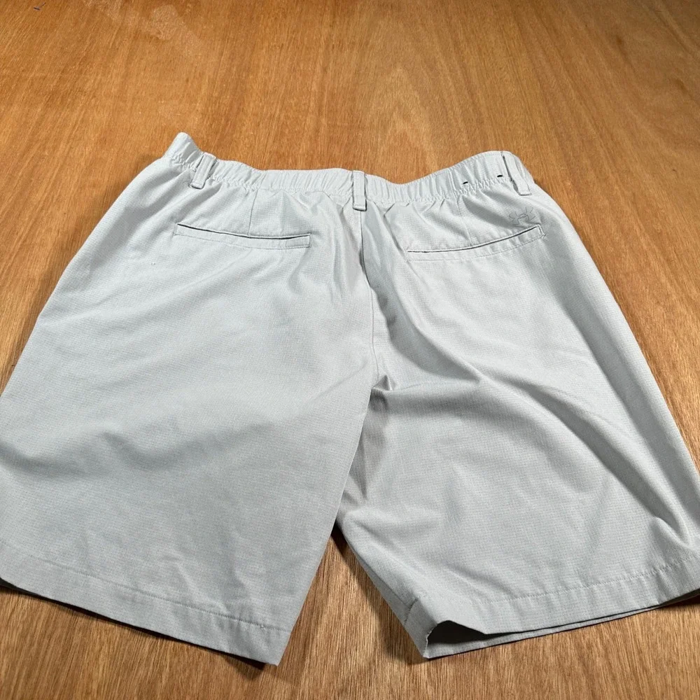 Under Armour Golf Shorts Men 38(34) Gray Performance Micro Mesh